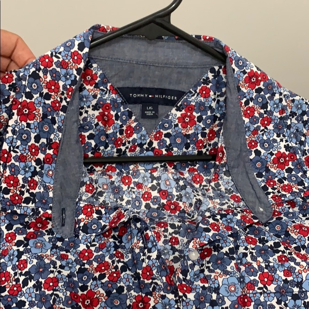 Tommy hillfiger button down